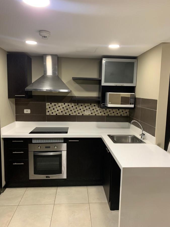 Puerto Santa Ana, Torres Bellini, 2 Dormitorios, Parqueo Guayaquil Exteriör bild